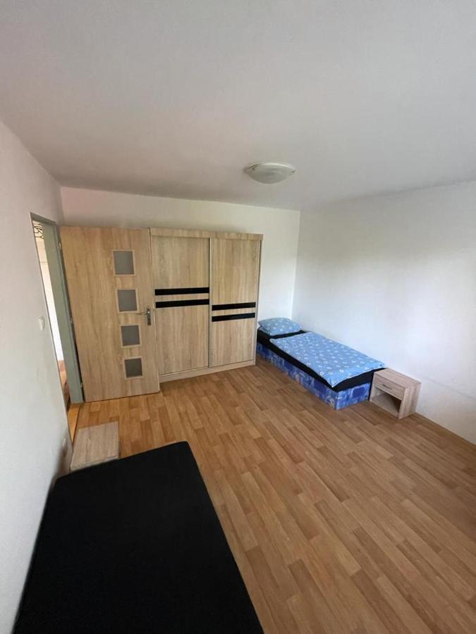 Apartmany - Skolni شوموتوف المظهر الخارجي الصورة